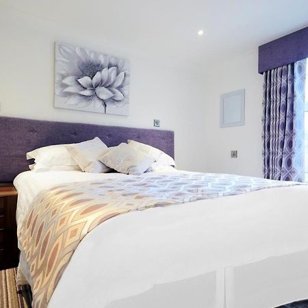 The Rose And Crown Hotel Thorpe-le-Soken Luaran gambar